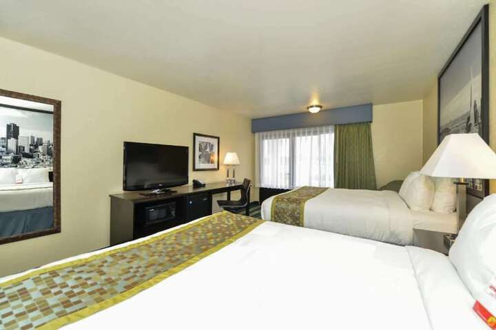 Room 25 of 35
