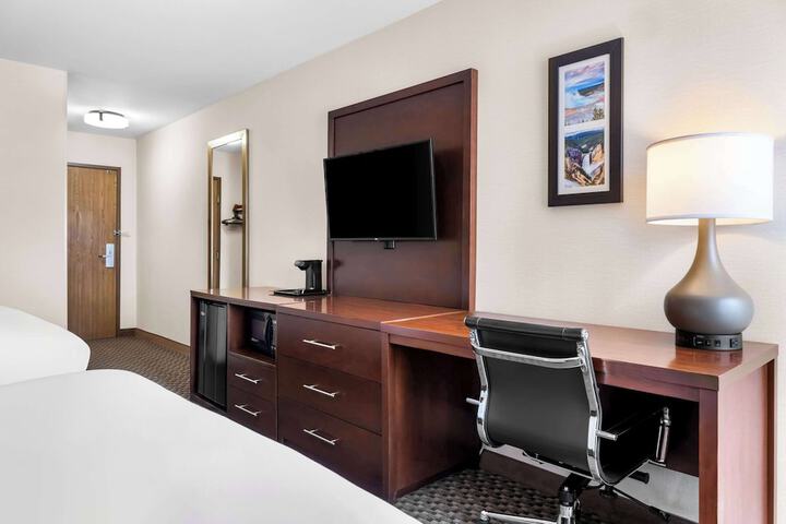 Room 25 of 35