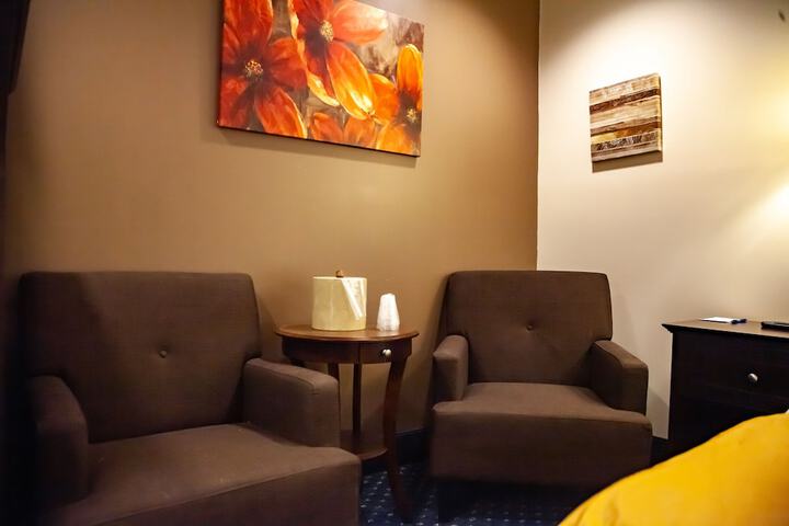 Asbury Inn & Suites