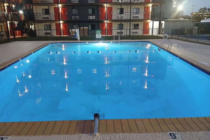 Ramada by Wyndham Kenner / New Orleans Airport South
