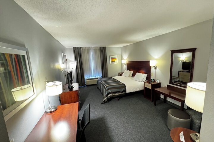 Wingate by Wyndham Chesapeake
