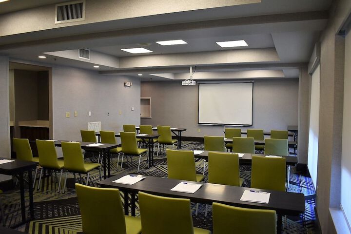 Holiday Inn Express & Suites Charlotte-Concord-I-85 by IHG