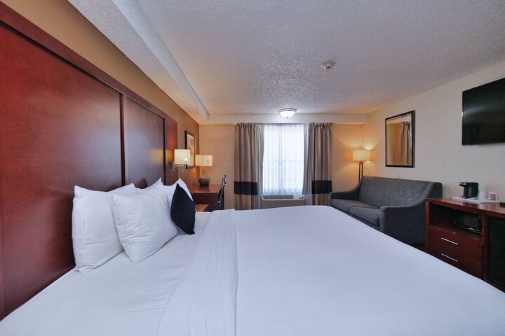 Red Lion Inn & Suites Auburn