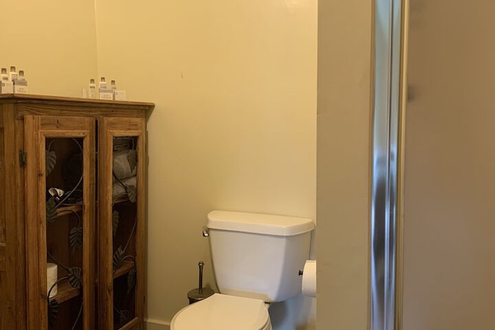 Room 84 of 98