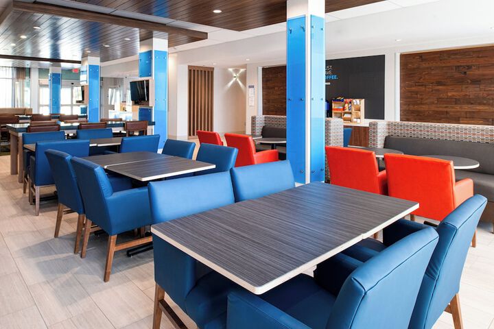 Holiday Inn Express & Suites Elko by IHG