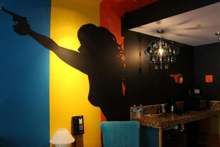 Room 40 of 168