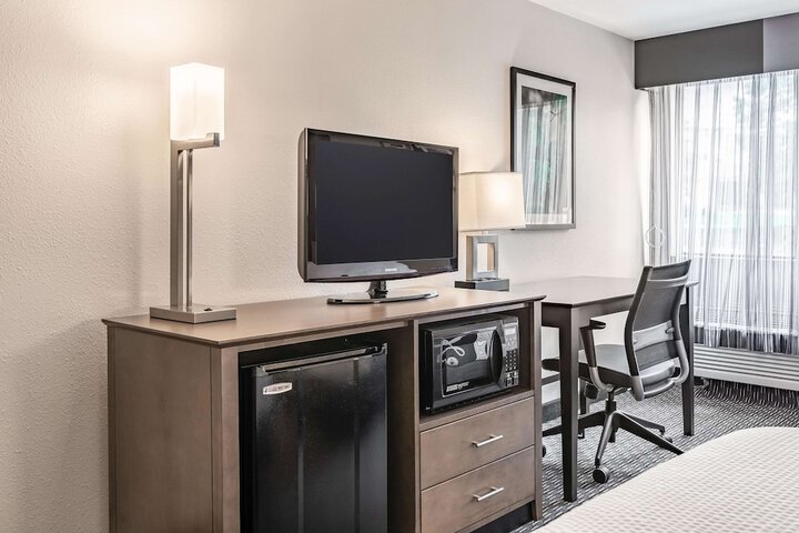 Room 19 of 47