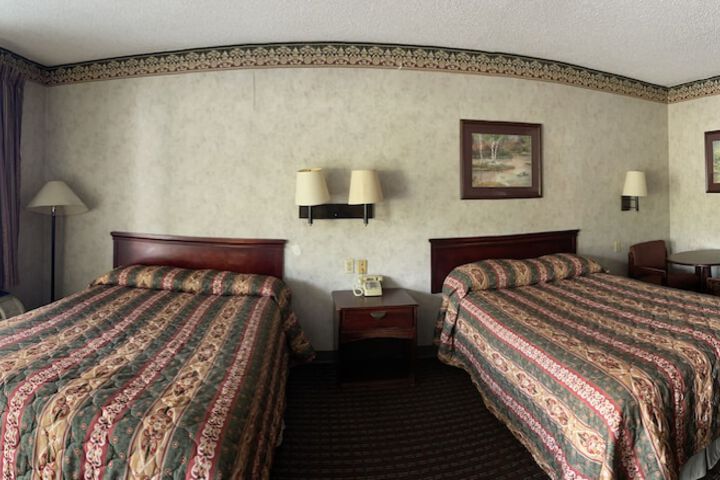 Room 17 of 31