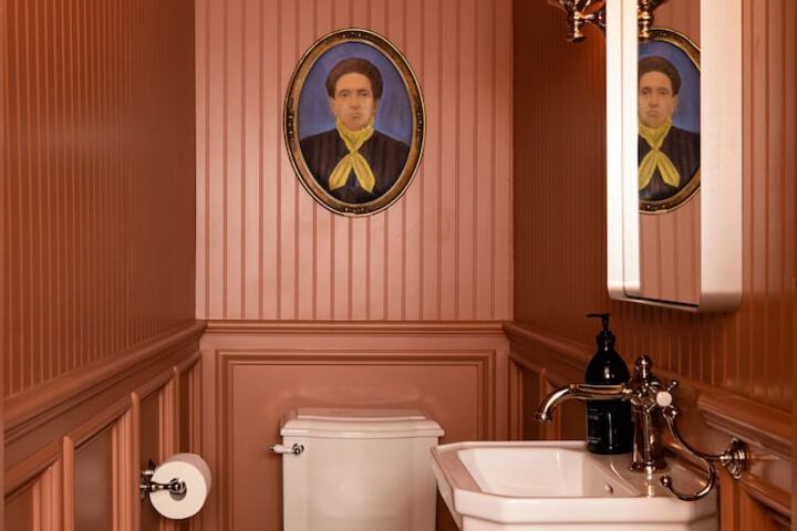 Room 89 of 95