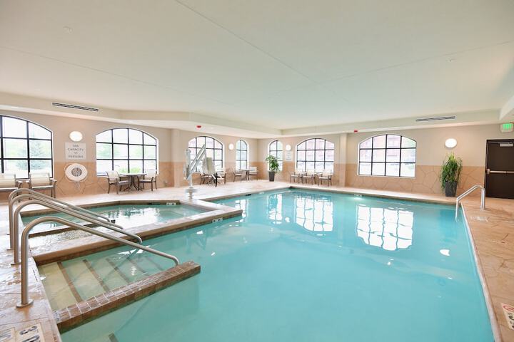 Staybridge Suites Wisconsin Dells - Lake Delton by IHG