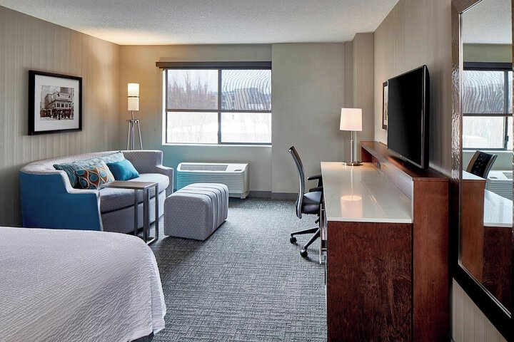 Room 22 of 49