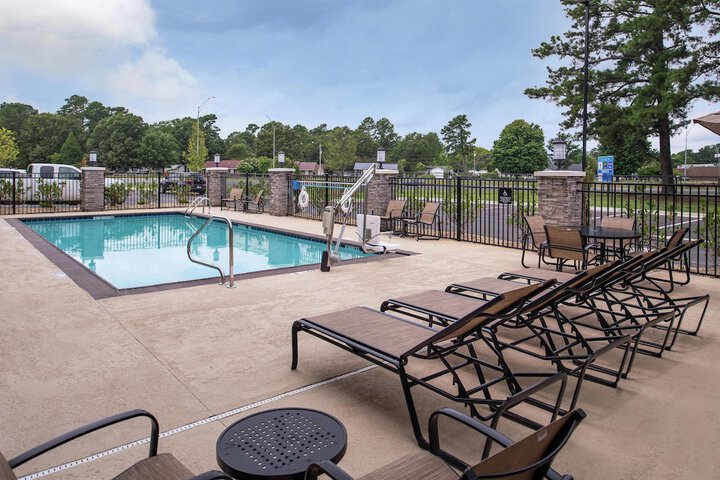 Hampton Inn Benson