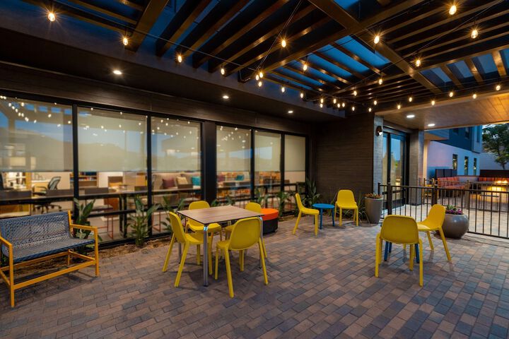 Terrace/Patio 44 of 45