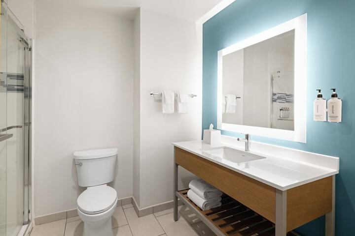 EVEN Hotel Shenandoah - The Woodlands by IHG