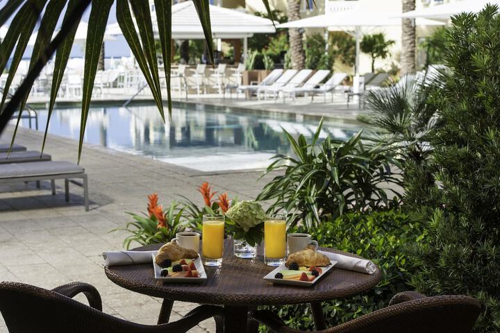 Edgewater Beach Hotel