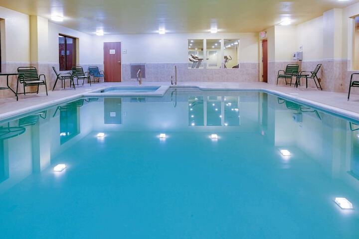 Pool 8 of 42