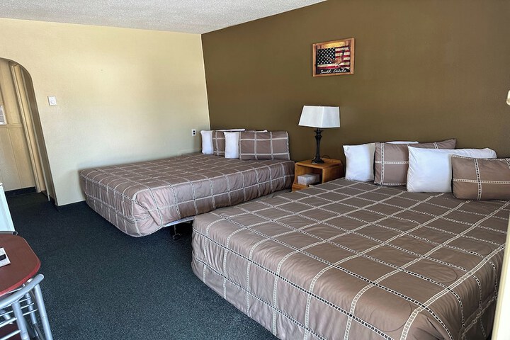 Room 5 of 23