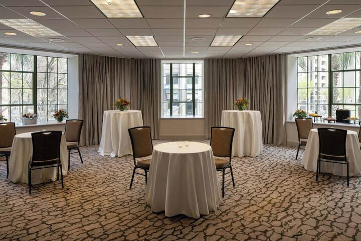 Sheraton Grand Sacramento Hotel