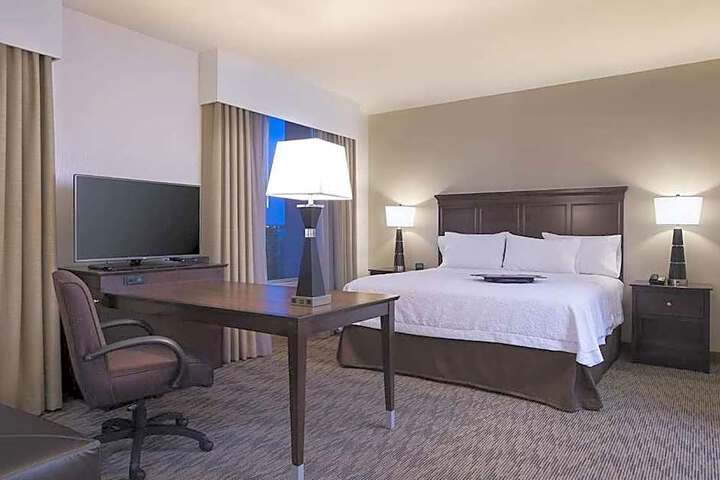 Hampton Inn and Suites Airdrie