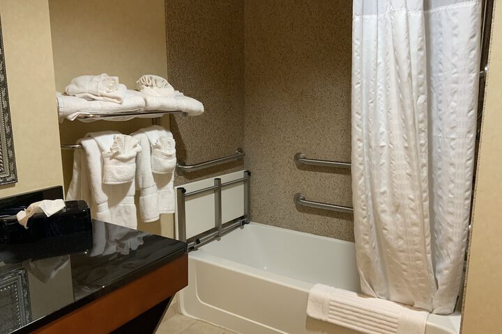 Room 41 of 95