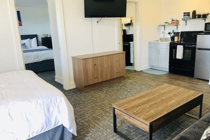 Blue Sage Inn & Suites