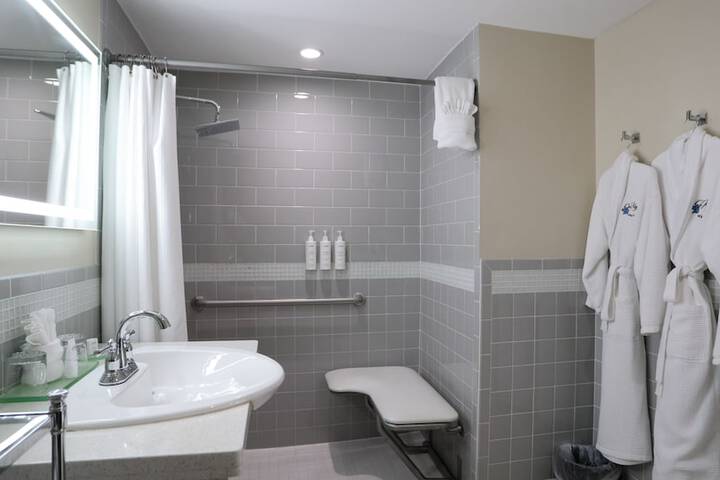 Room 42 of 57