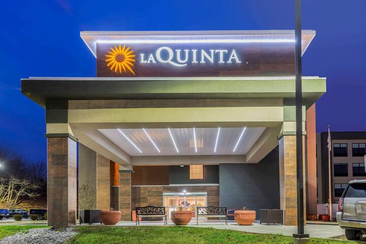 La Quinta Inn & Suites by Wyndham Aberdeen-APG