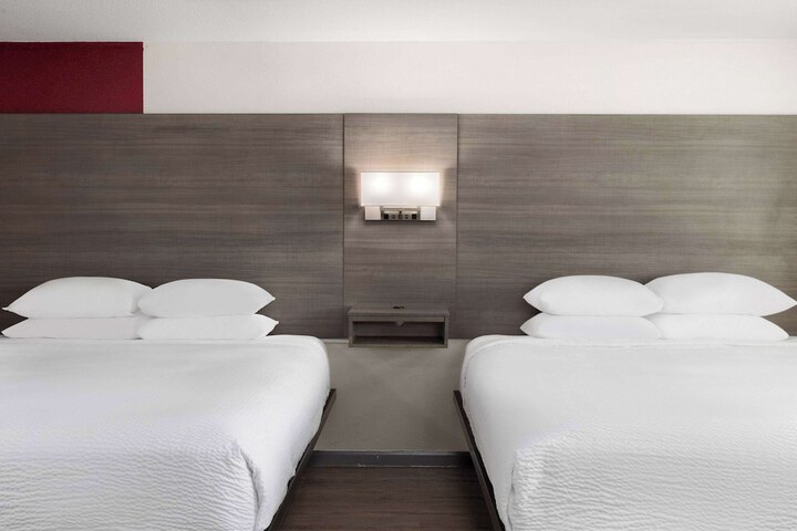 Room 13 of 41