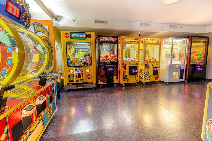 Ramada by Wyndham Hotel & Water Park