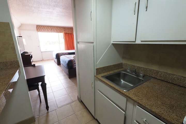 Room 15 of 29