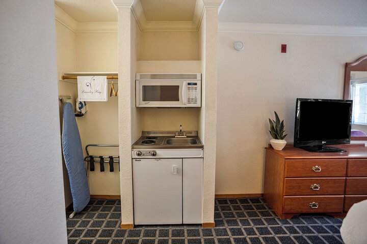 Room 26 of 87