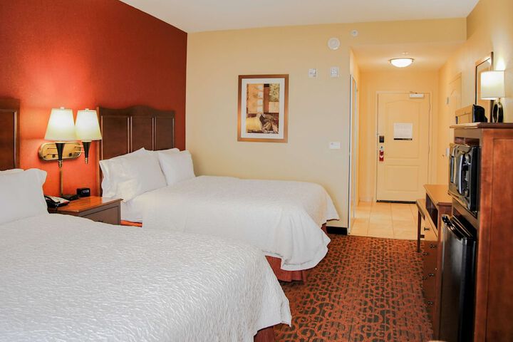 Hampton Inn Matamoras / Milford