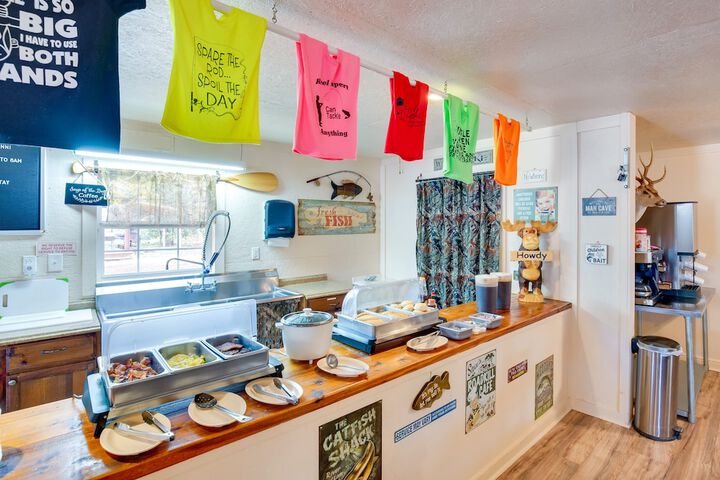 On-site Boat Ramp: Pet-friendly Kerens Studio!