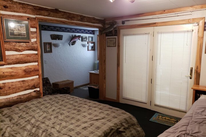 Room 10 of 22