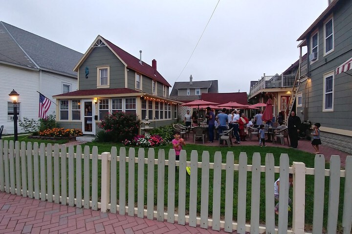 Island Guest House B & B