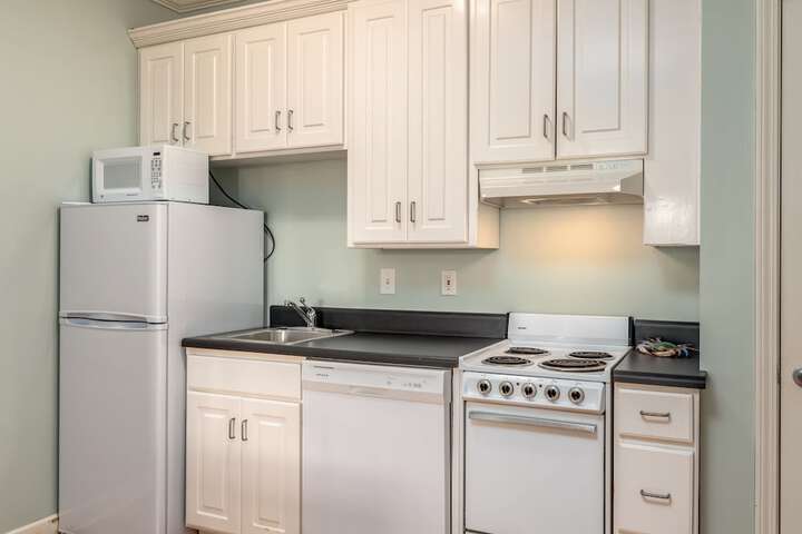 Dauphin Luv B - Beach Club #201-b 2 Bedroom Condo