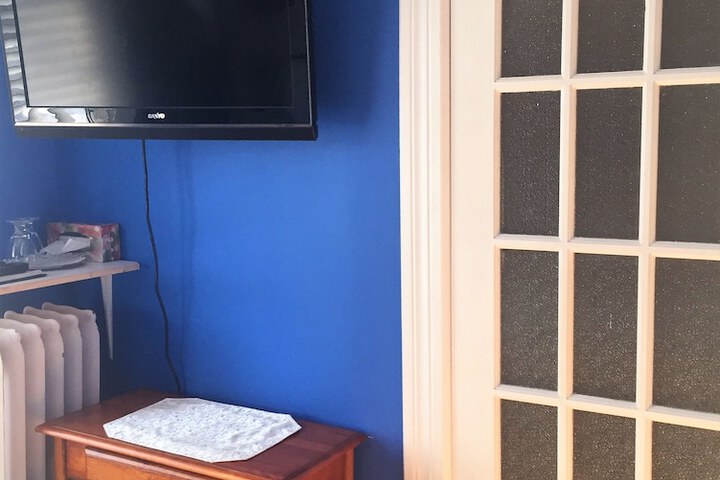 Room 49 of 73