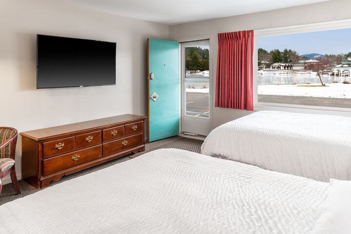 Room 51 of 78