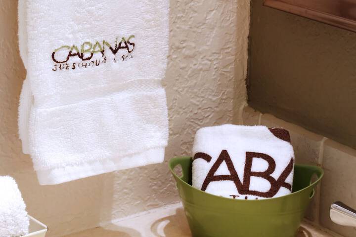 The Cabanas Guesthouse & Spa - Caters to Gay Men
