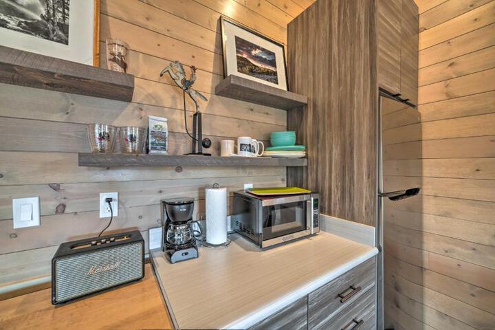 Ennis Lake Studio w / Kayak Pool & Fire Pit!