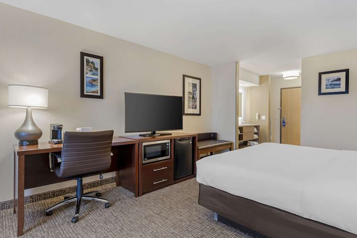 Room 14 of 36
