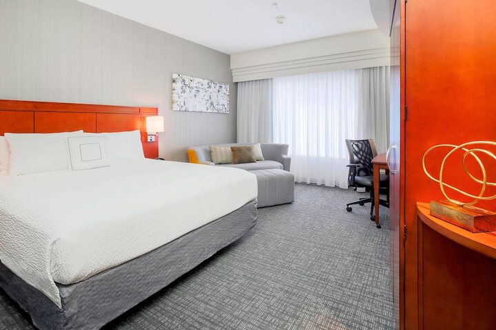 Room 29 of 43