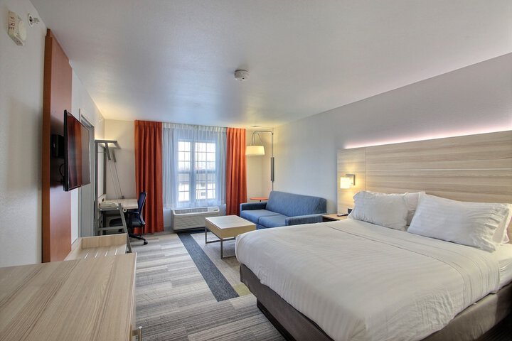 Room 55 of 99