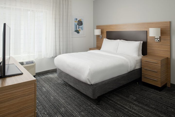 Room 42 of 70