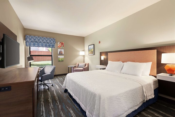 Room 15 of 27