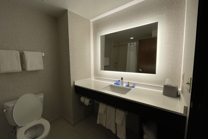 Room 29 of 39