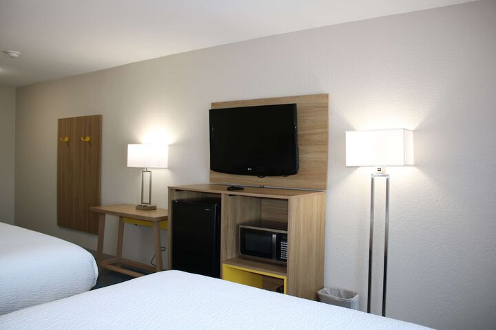 Room 46 of 55