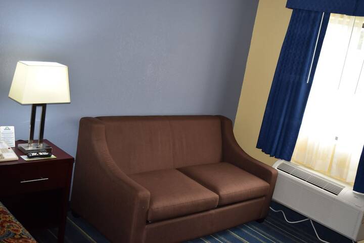 Room 22 of 60