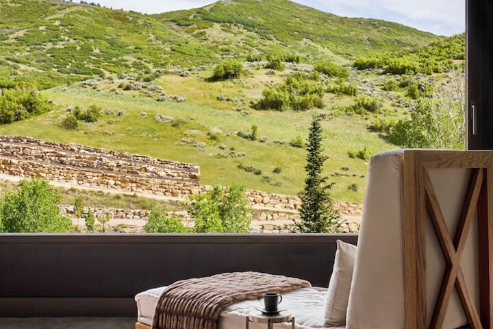 The Lodge at Blue Sky Auberge Collection