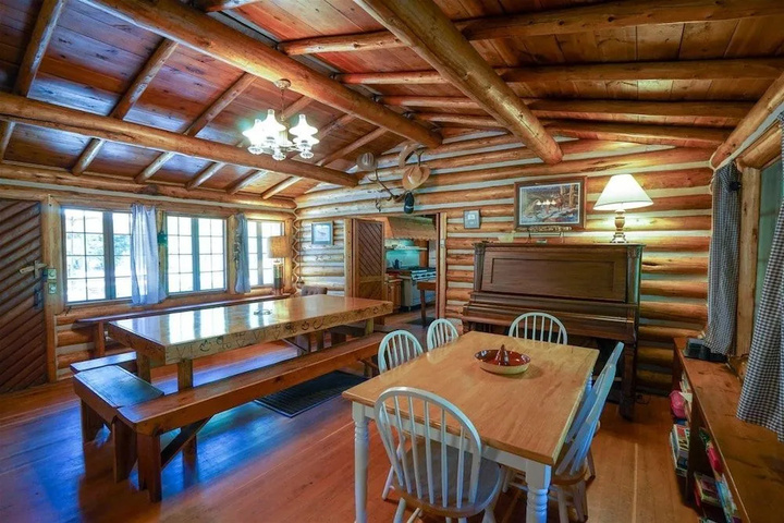 Ennis - T-lazy-b Ranch